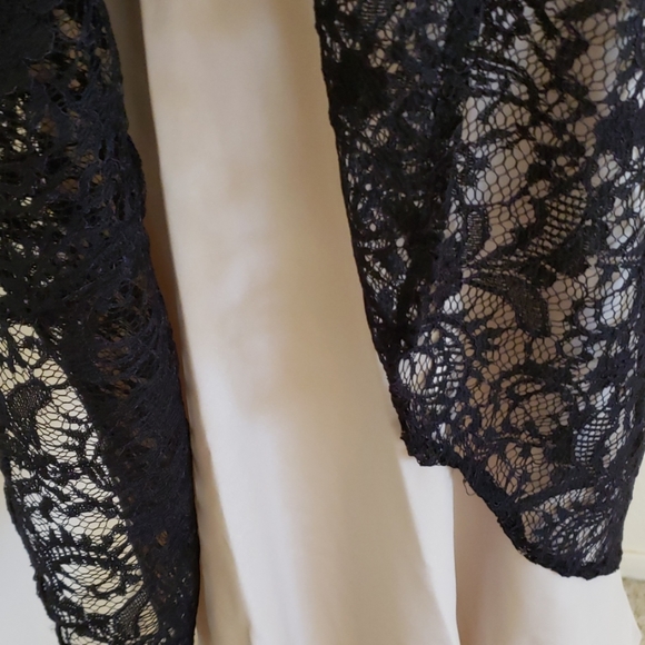 Elegant Black Party Dress - Picture 5 of 8